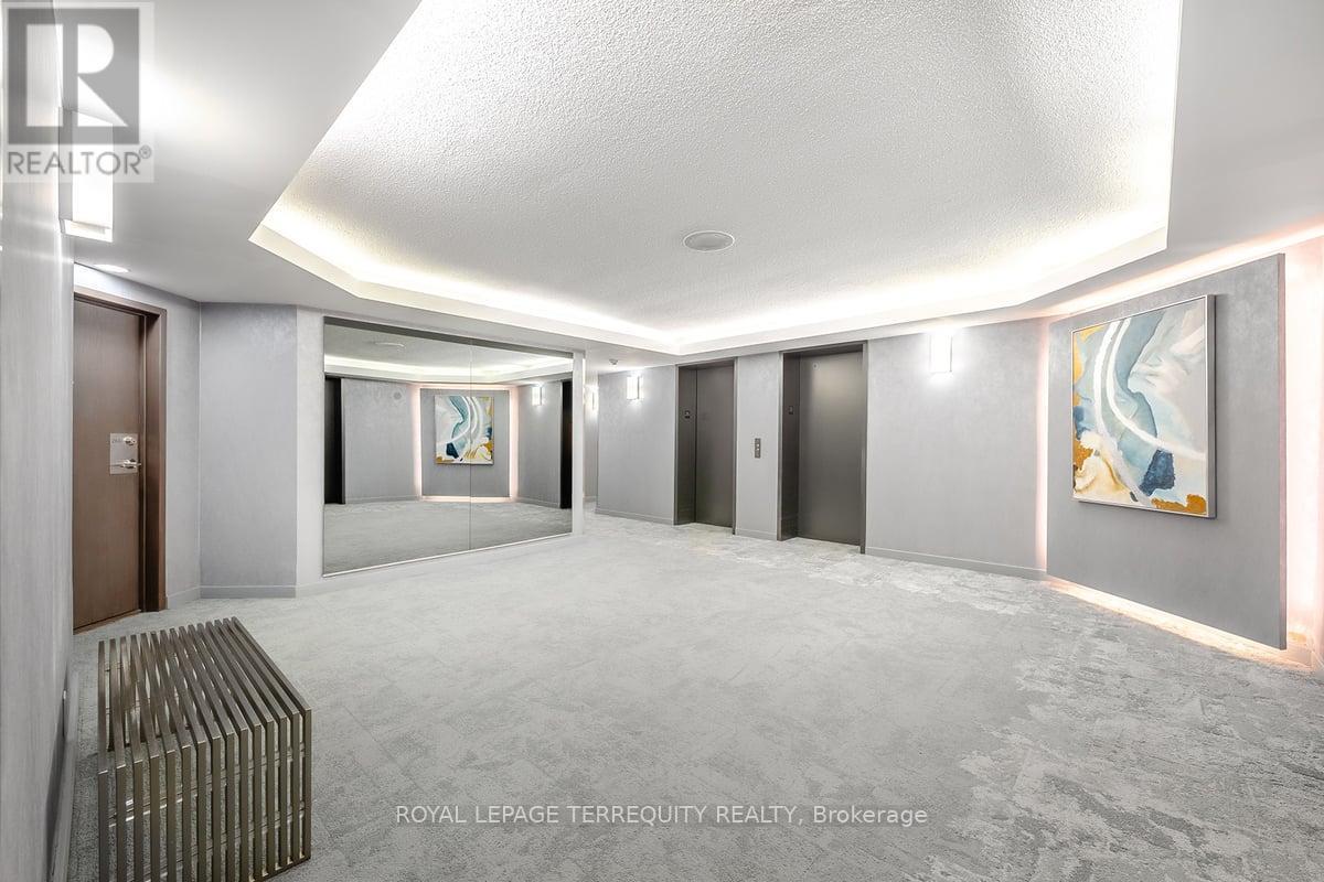 2609 - 10 Yonge Street, Toronto, Ontario M5E 1R4 - Photo 3 - C13094740