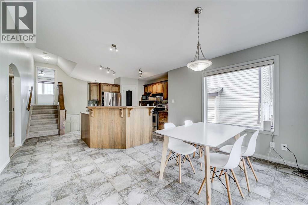 29 Coalbanks Link W, Lethbridge, Alberta  T1J 4R8 - Photo 9 - A2311260