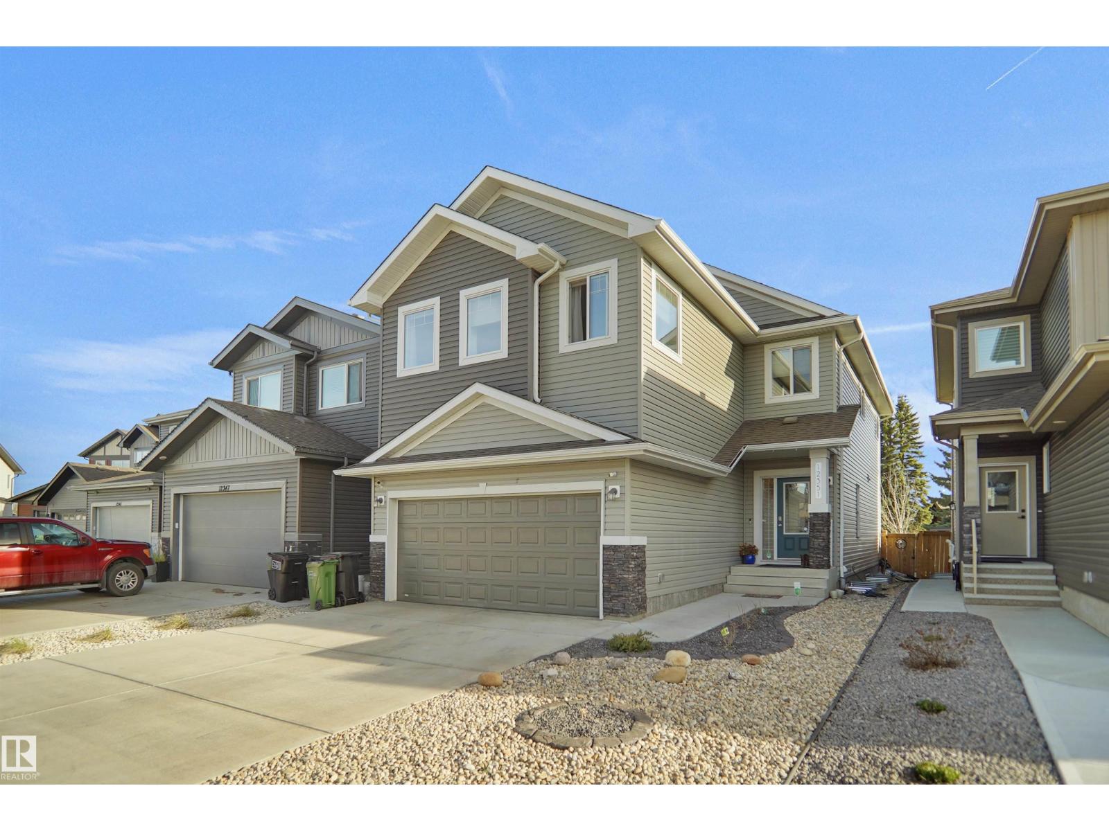 12351 176 AV NW, edmonton, Alberta