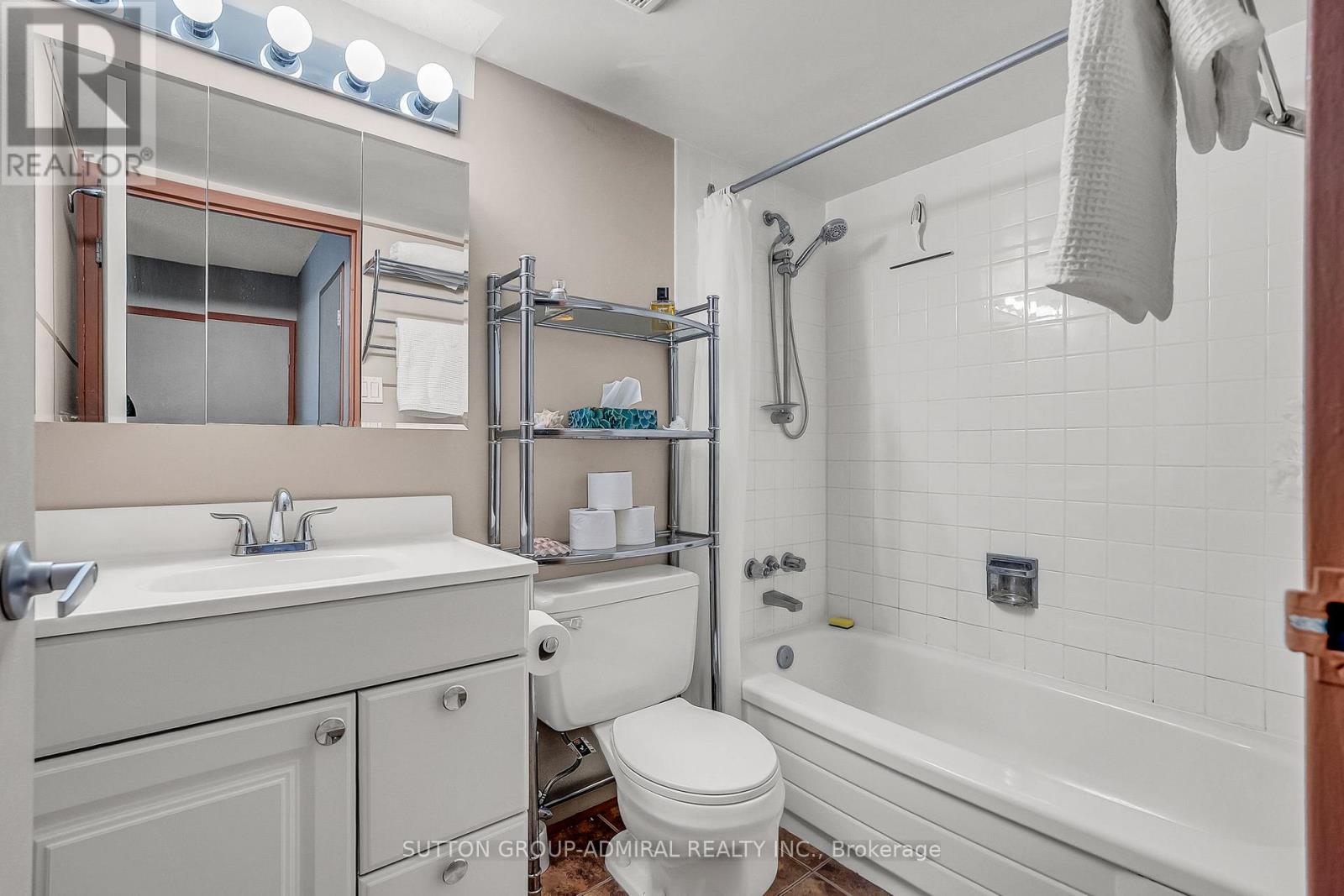 2103 - 80 Antibes Drive, Toronto, Ontario  M2R 3N5 - Photo 21 - C13133434