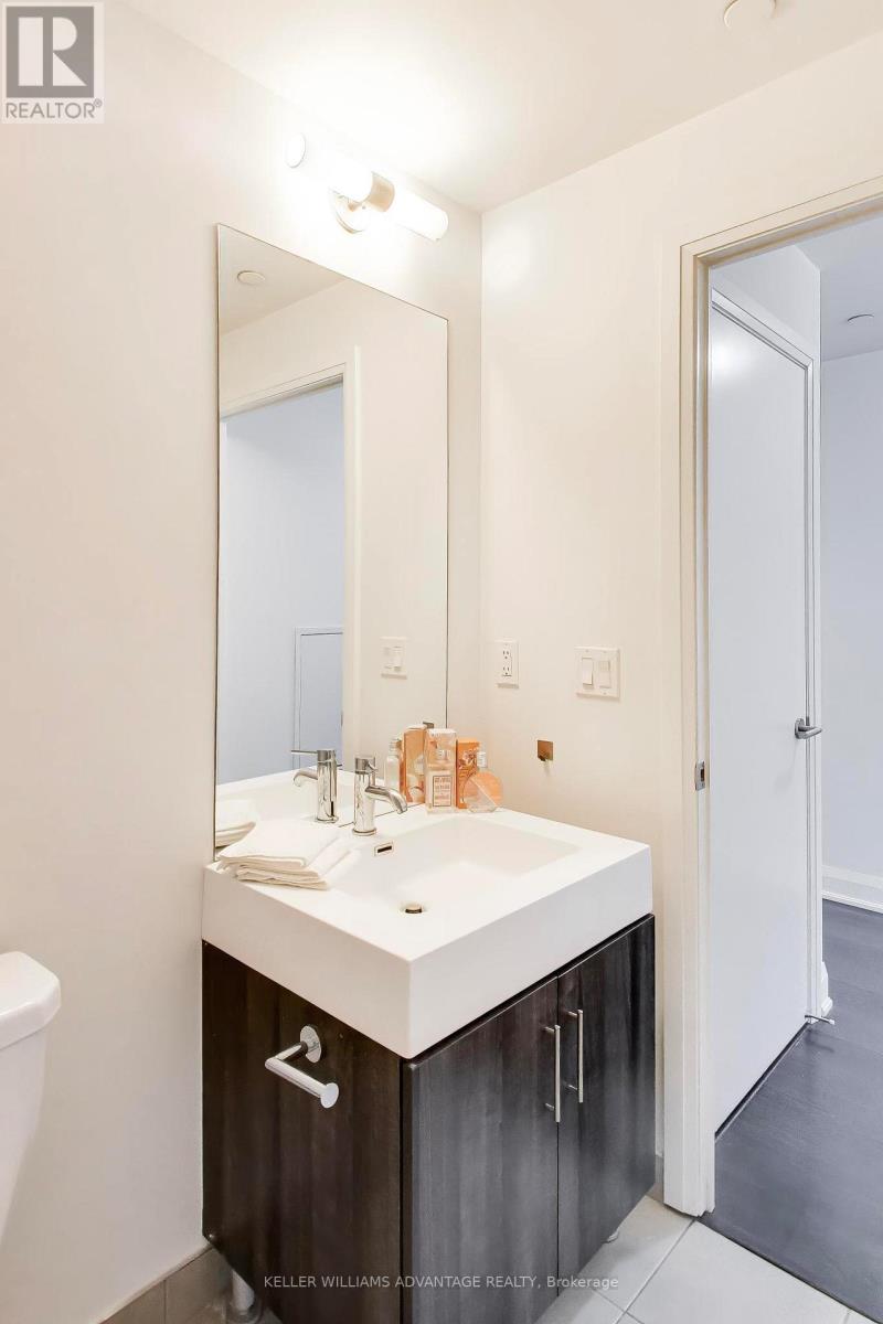 1718 - 160 Vanderhoof Avenue, Toronto, Ontario  M4G 0B7 - Photo 10 - C13133524