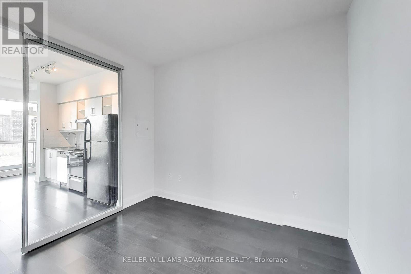 1718 - 160 Vanderhoof Avenue, Toronto, Ontario  M4G 0B7 - Photo 7 - C13133524