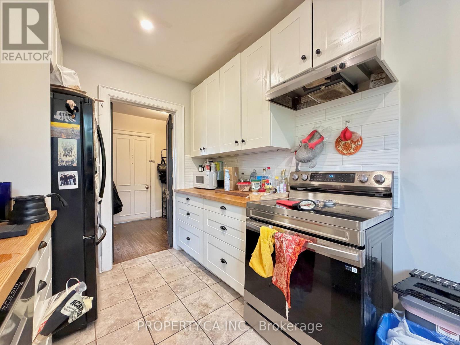 Main - 355 Spadina Road, Toronto, Ontario  M5P 2V6 - Photo 14 - C13133680
