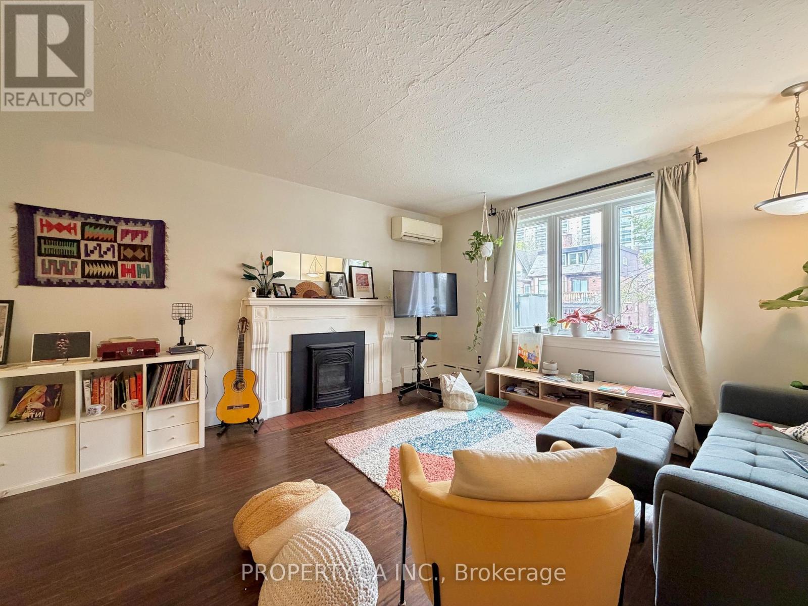 Main - 355 Spadina Road, Toronto, Ontario  M5P 2V6 - Photo 2 - C13133680