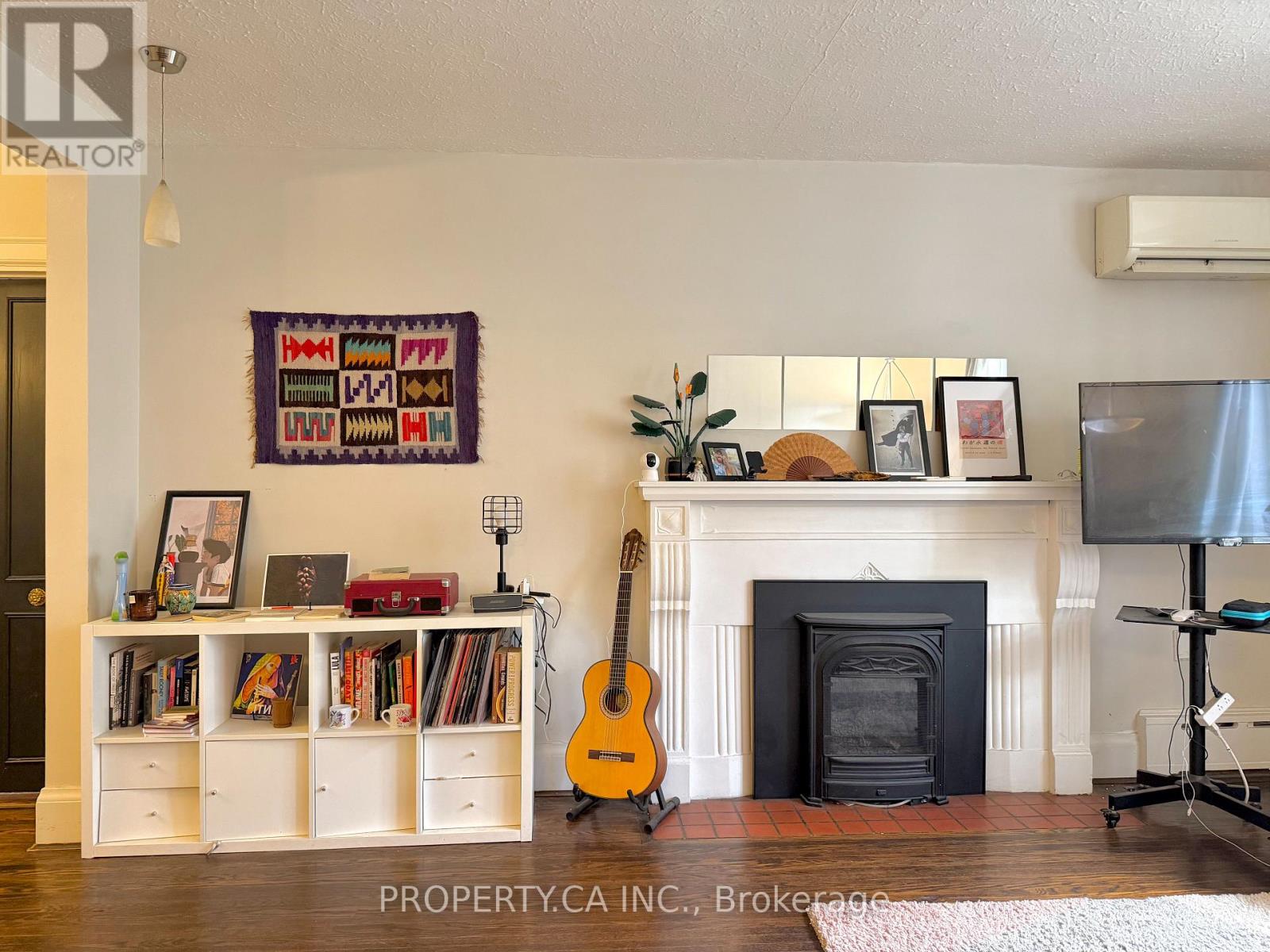 Main - 355 Spadina Road, Toronto, Ontario  M5P 2V6 - Photo 3 - C13133680