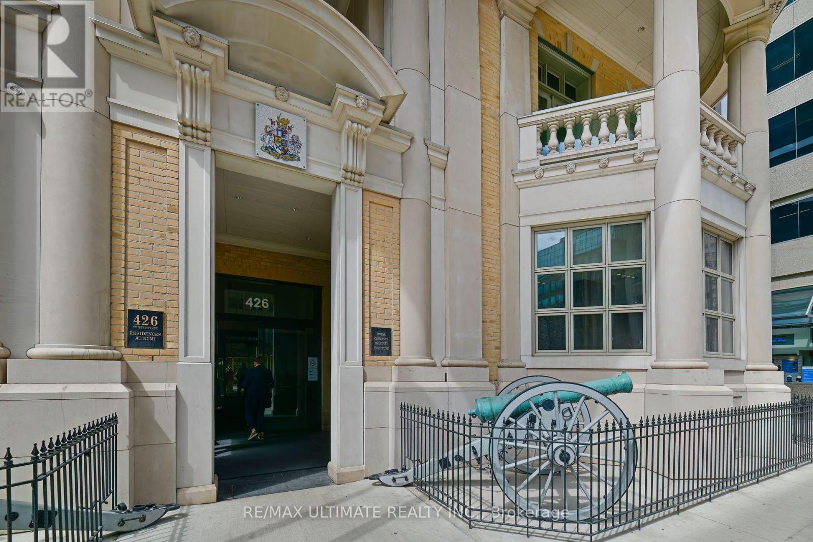 1106 - 426 University Avenue, Toronto, Ontario  M5G 1S9 - Photo 1 - C13133784