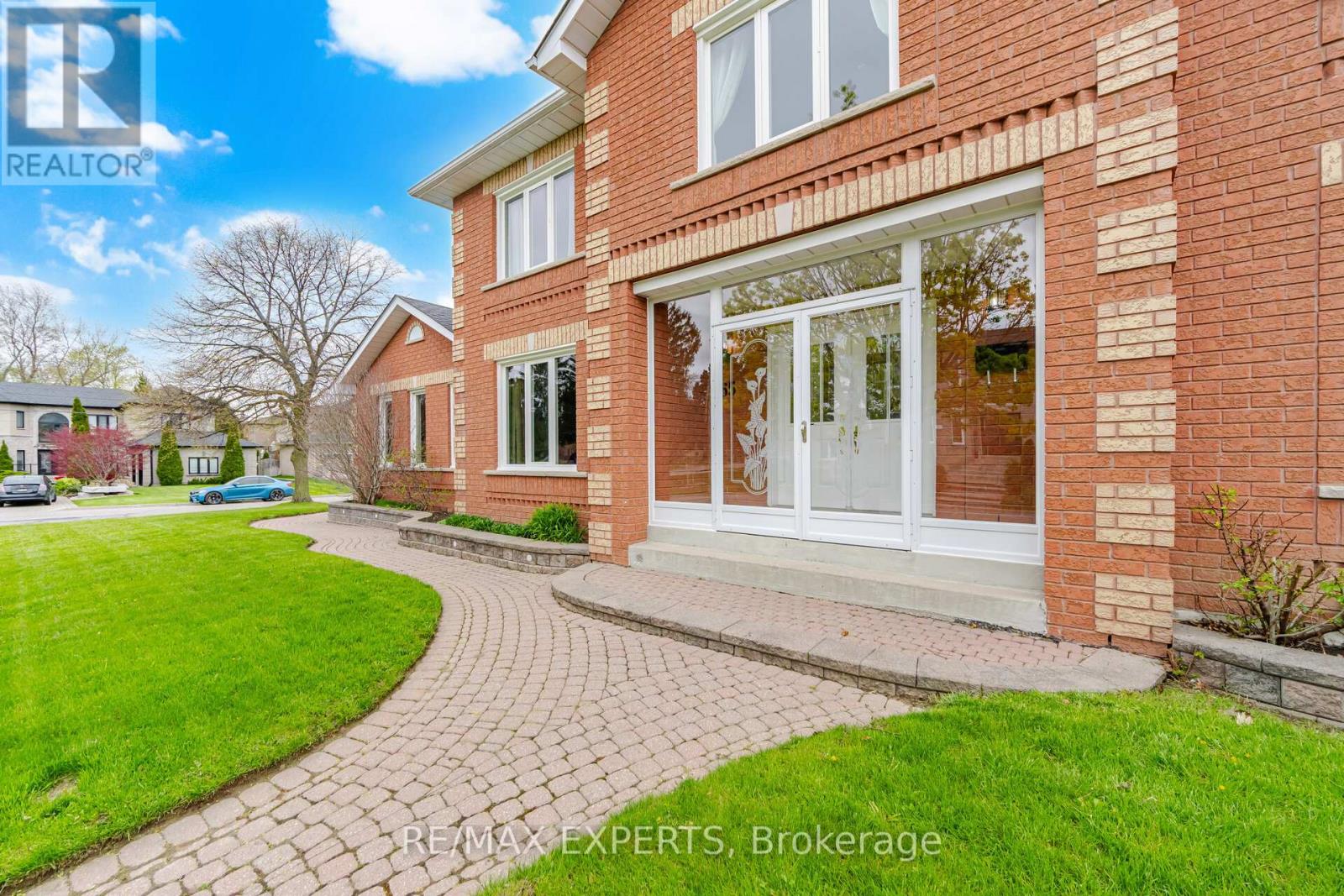 65 Brumwell Street, Toronto, Ontario  M1C 2K7 - Photo 4 - E13133466