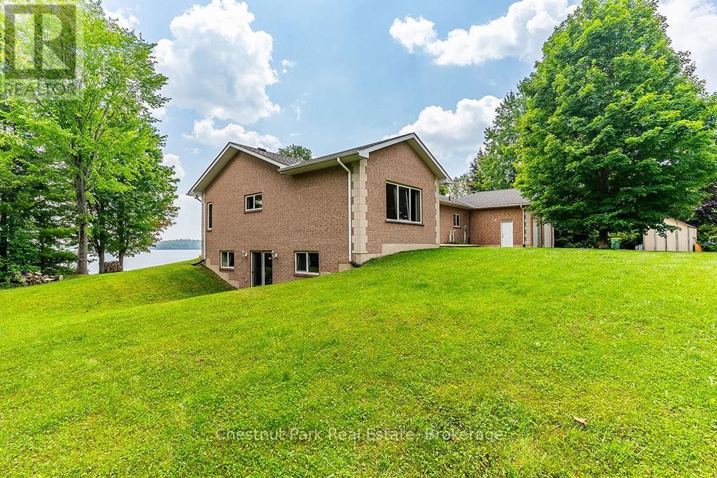 189 Point Road, Grey Highlands, Ontario  N0C 1E0 - Photo 3 - X12652798