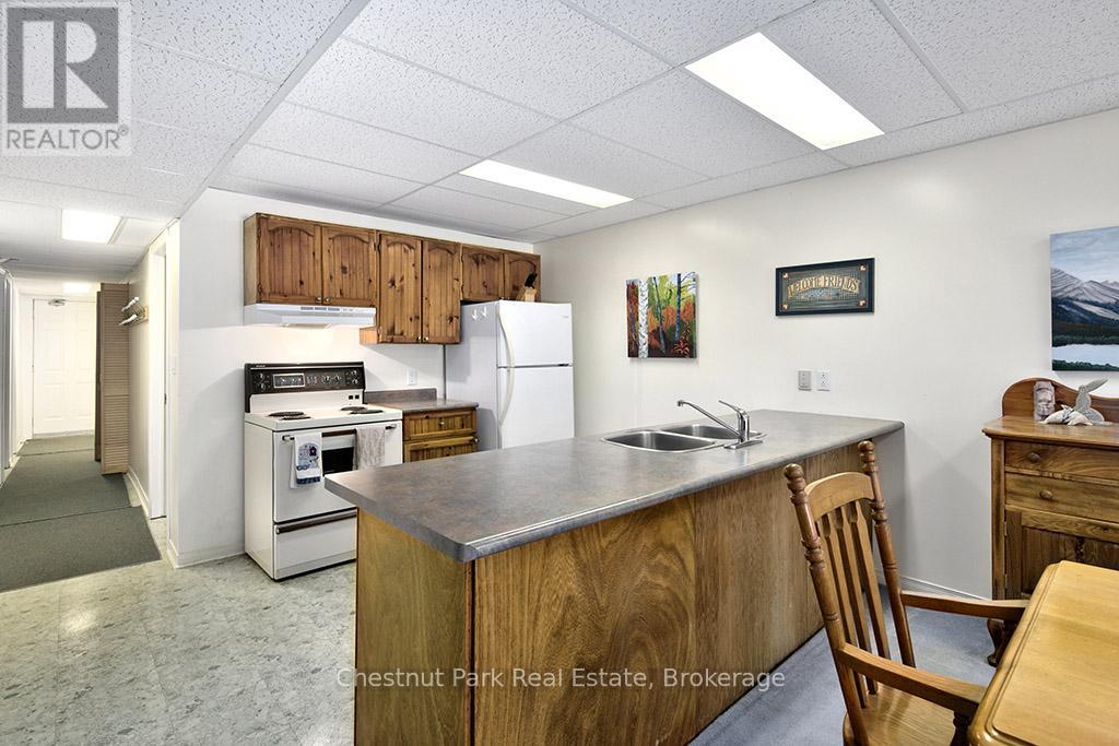189 Point Road, Grey Highlands, Ontario  N0C 1E0 - Photo 37 - X12652798