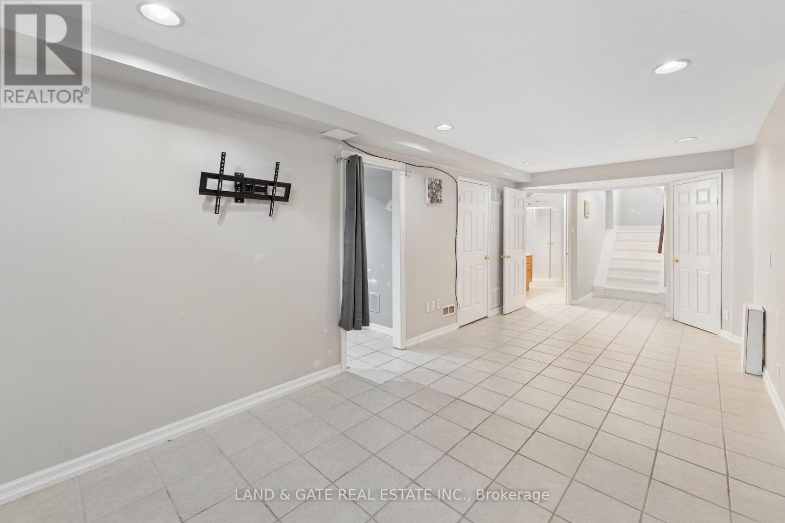 367 Concordia Court, Oshawa, Ontario  L1G 8C3 - Photo 34 - E13127488