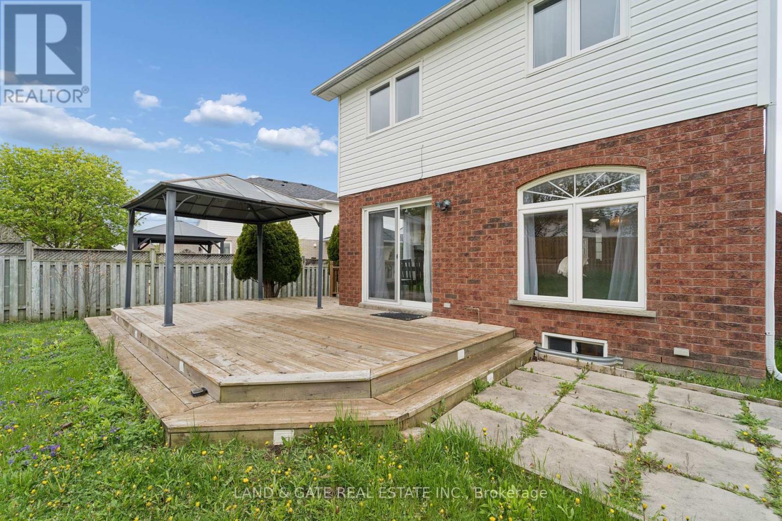 367 Concordia Court, Oshawa, Ontario  L1G 8C3 - Photo 40 - E13127488