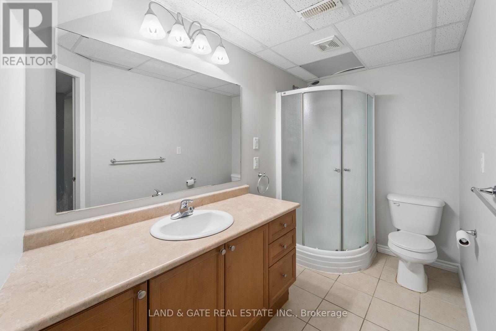 367 Concordia Court, Oshawa, Ontario  L1G 8C3 - Photo 37 - E13127488