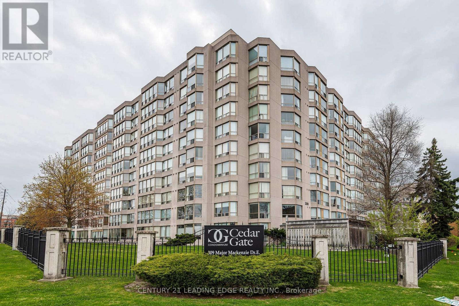 411 - 309 Major Mackenzie Drive E, Richmond Hill, Ontario  L4C 9V5 - Photo 1 - N13133476