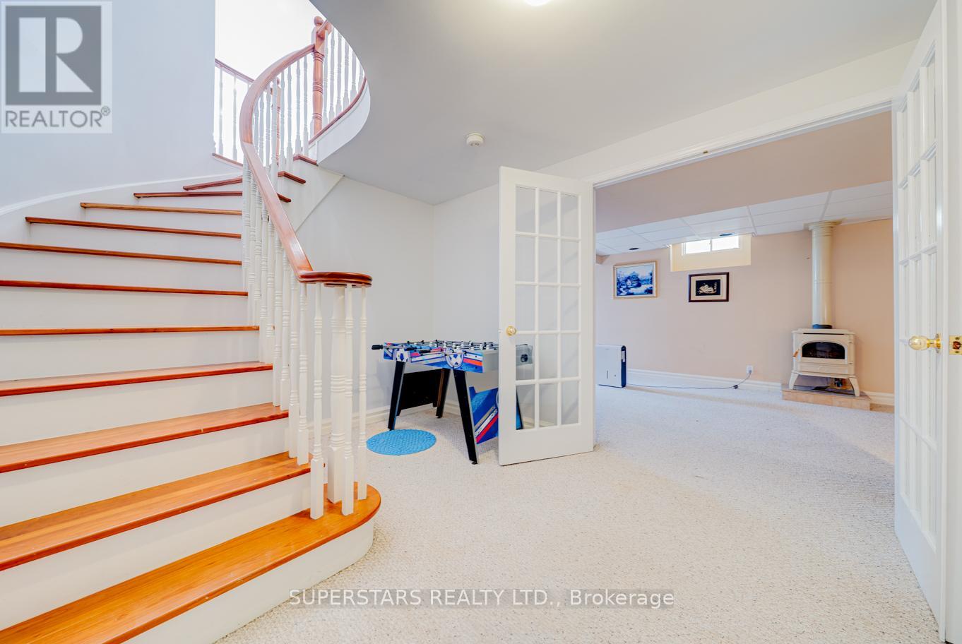 105 Mcclellan Way, Aurora, Ontario  L4G 6M4 - Photo 29 - N13133548