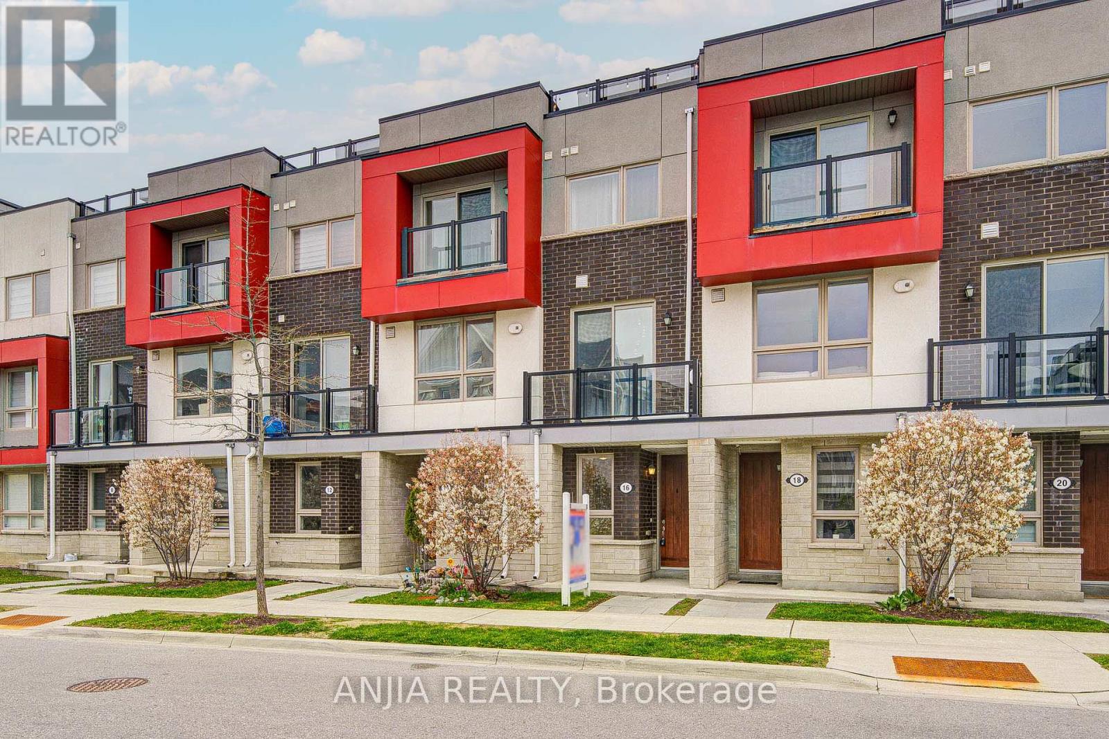 16 ADAM SELLERS STREET, Markham, Ontario