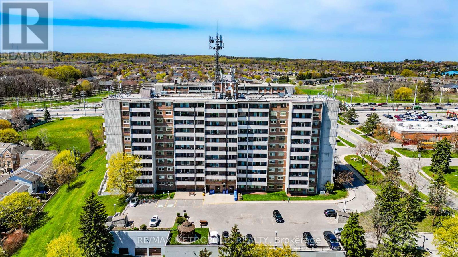 1010 - 40 William Roe Boulevard, Newmarket, Ontario  L3Y 5N4 - Photo 10 - N13133772