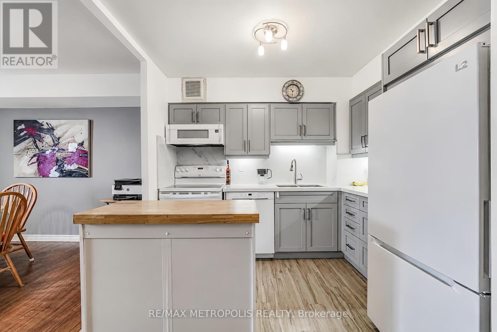 1010 - 40 William Roe Boulevard, Newmarket, Ontario  L3Y 5N4 - Photo 15 - N13133772