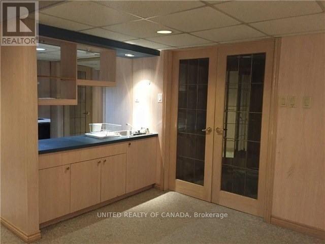 Lower - 104 Gordon Rowe Crescent, Richmond Hill, Ontario  L4C 8R1 - Photo 3 - N13133778