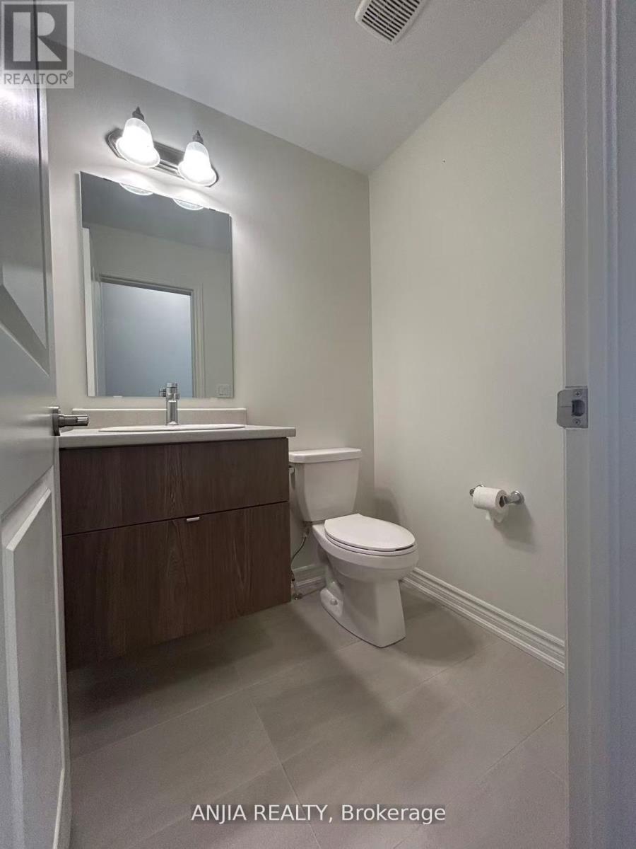 65 Greer Street, Barrie, Ontario  L9J 0R5 - Photo 8 - S13133520