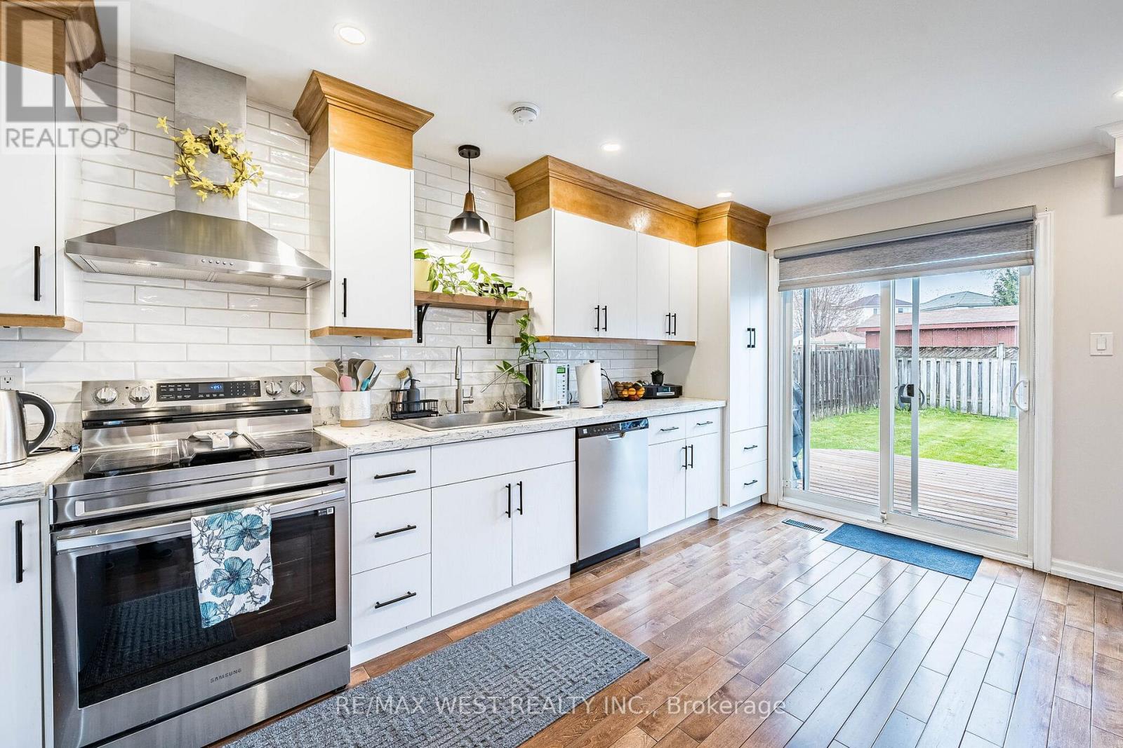 5 Moir Crescent, Barrie (Painswick North), Ontario  L4N 8B6 - Photo 14 - S13133534