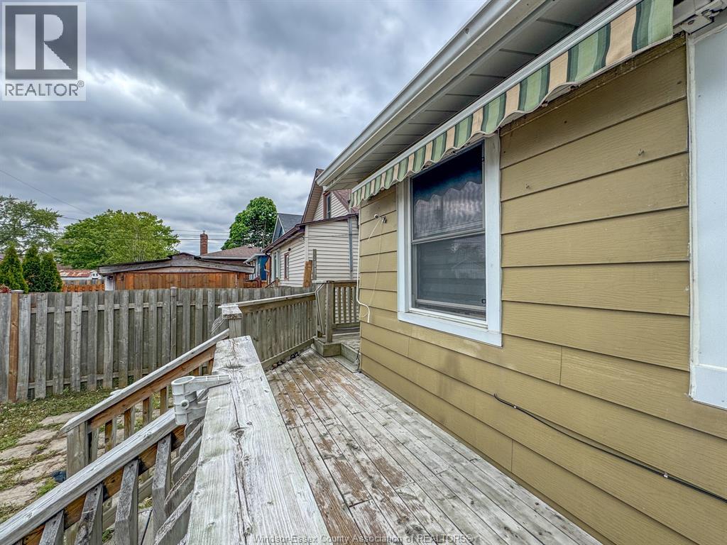 1842 Drouillard, Windsor, Ontario  N8W 3X5 - Photo 33 - 26010915