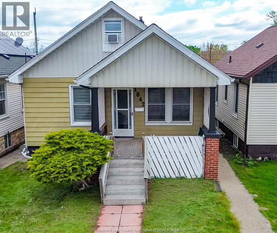 1842 DROUILLARD, Windsor, Ontario