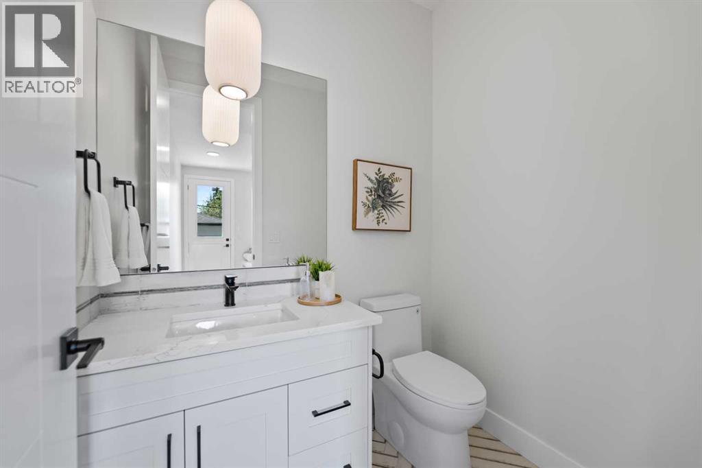 7929 47 Avenue NW, Calgary, Alberta  T3B 1Z3 - Photo 25 - A2244040