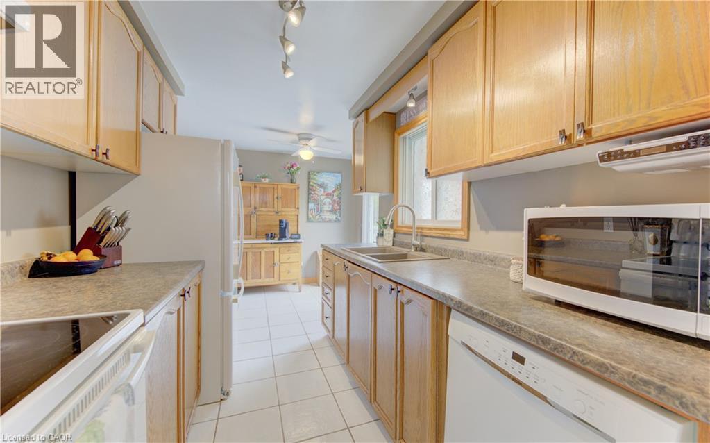108 Oprington Court, Kitchener, Ontario  N2N 3E1 - Photo 17 - 40830470