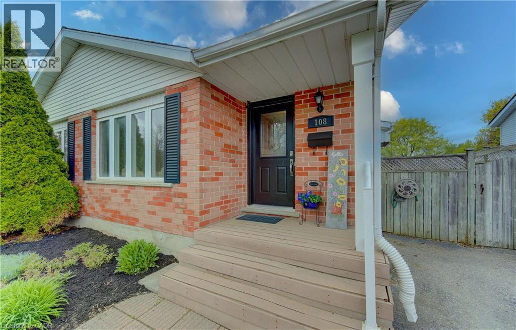 108 Oprington Court, Kitchener, Ontario  N2N 3E1 - Photo 3 - 40830470