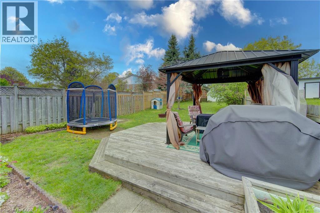 108 Oprington Court, Kitchener, Ontario  N2N 3E1 - Photo 33 - 40830470