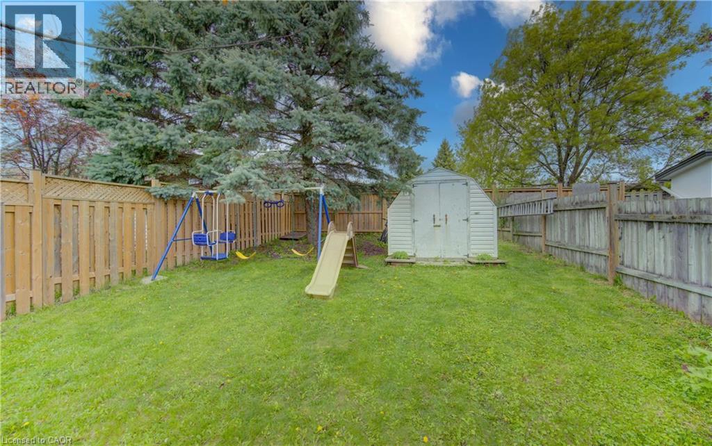 108 Oprington Court, Kitchener, Ontario  N2N 3E1 - Photo 37 - 40830470