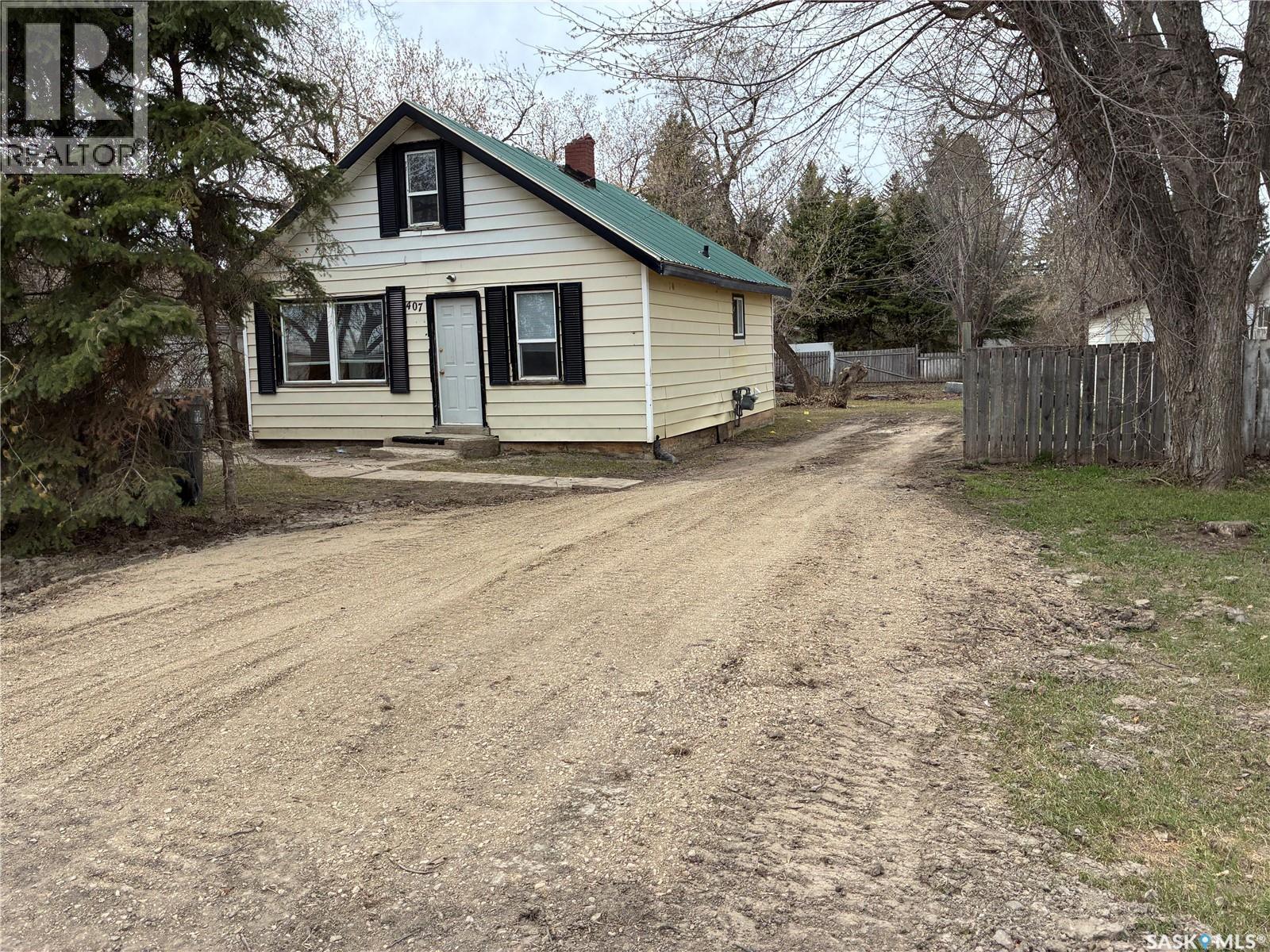 407 3rd Street E, Meadow Lake, Saskatchewan  S9X 1H7 - Photo 16 - SK029157