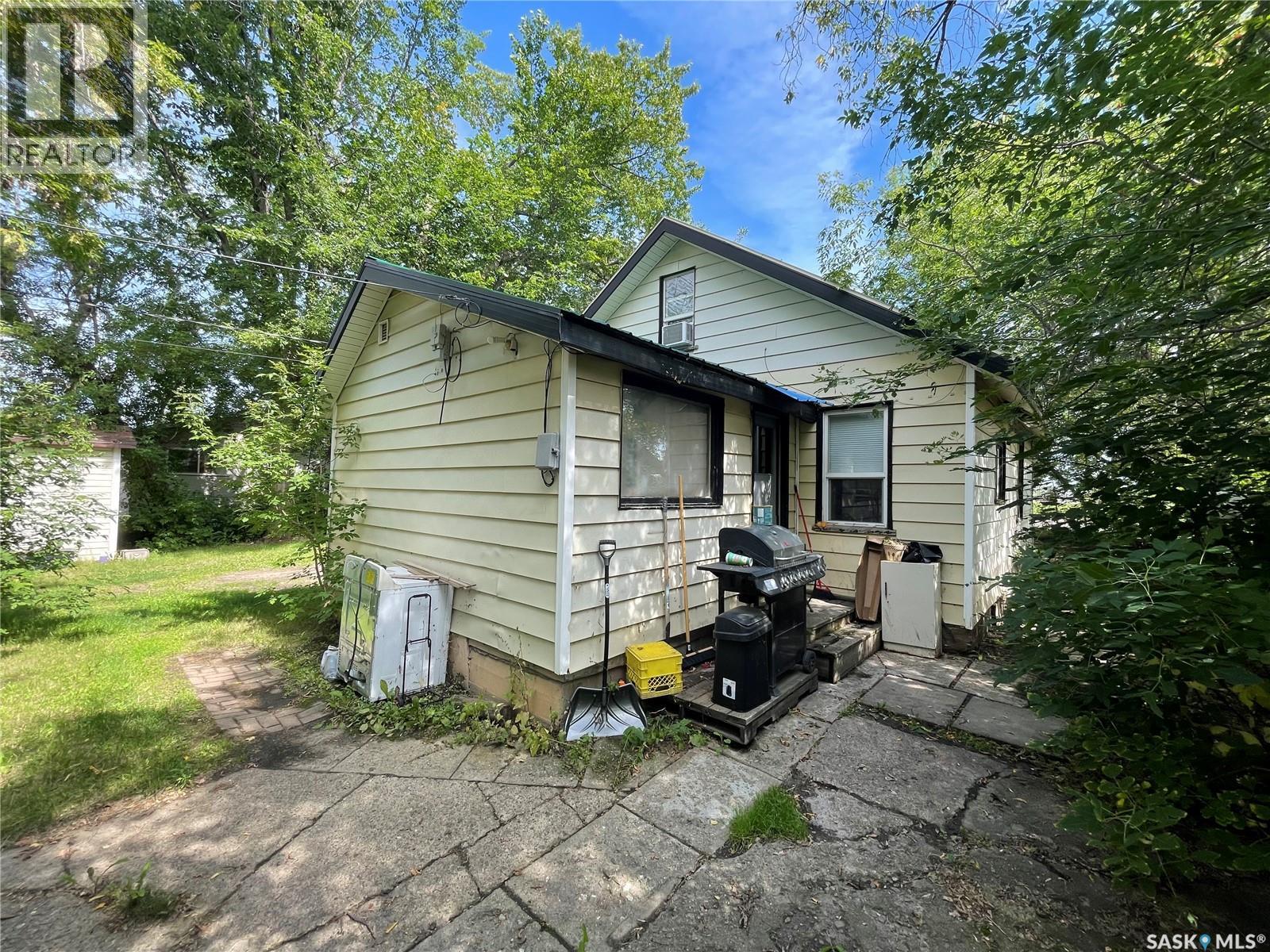 407 3rd Street E, Meadow Lake, Saskatchewan  S9X 1H7 - Photo 18 - SK029157