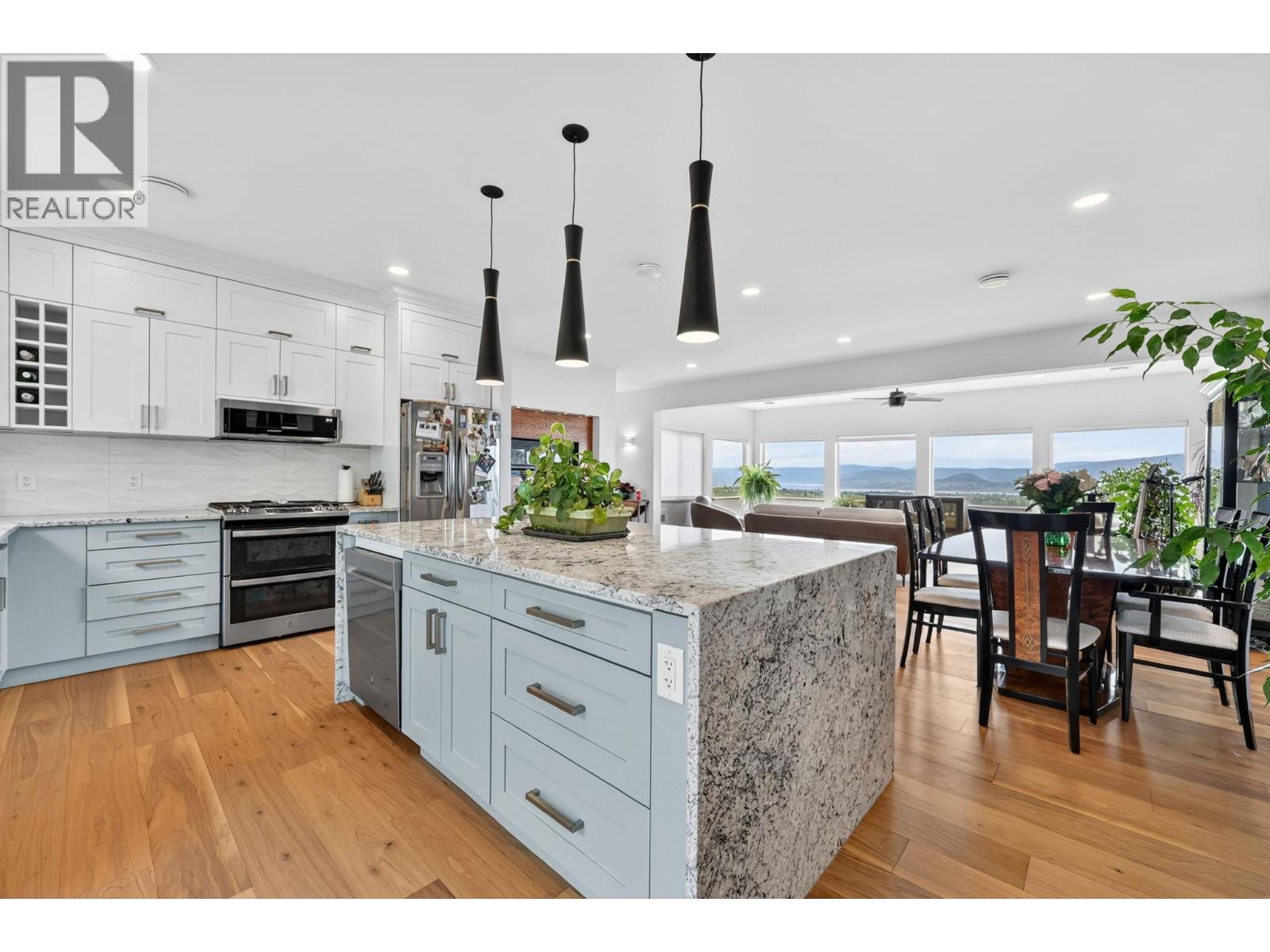 823 Ackerman Court, Kelowna, British Columbia  V1X 7L2 - Photo 11 - 10387420