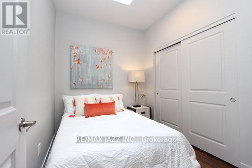 302 - 14 1/2 King Street E, Oshawa, Ontario  L1H 1A9 - Photo 12 - E13133854