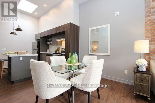 302 - 14 1/2 King Street E, Oshawa, Ontario  L1H 1A9 - Photo 8 - E13133854