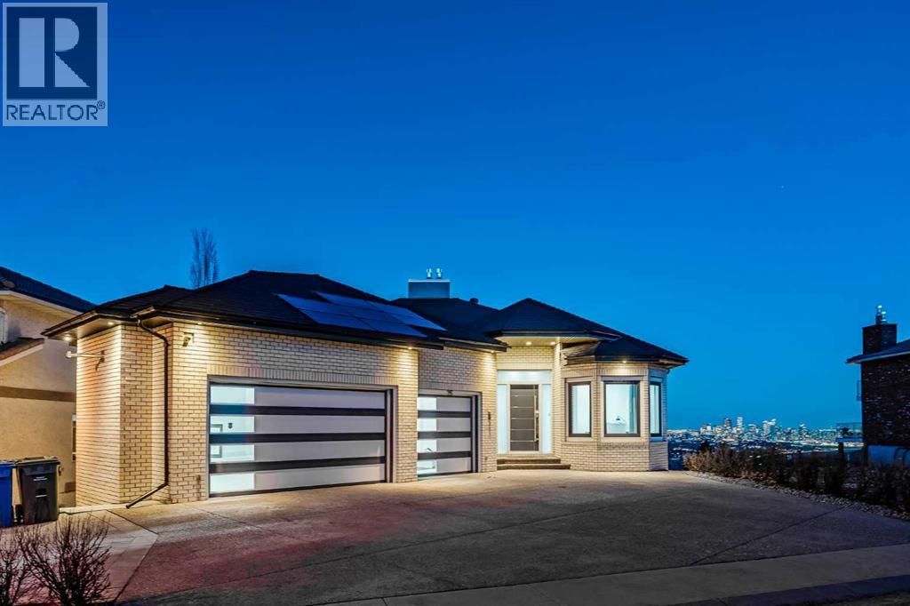 26 Patina Hill SW, Calgary, Alberta