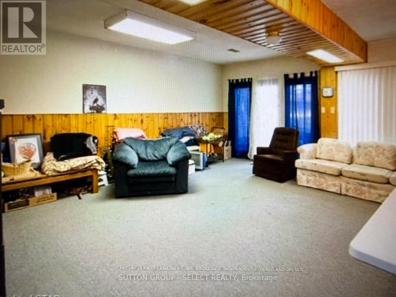 10103 Jane Street, Lambton Shores, Ontario  N0M 1T0 - Photo 18 - X13133832