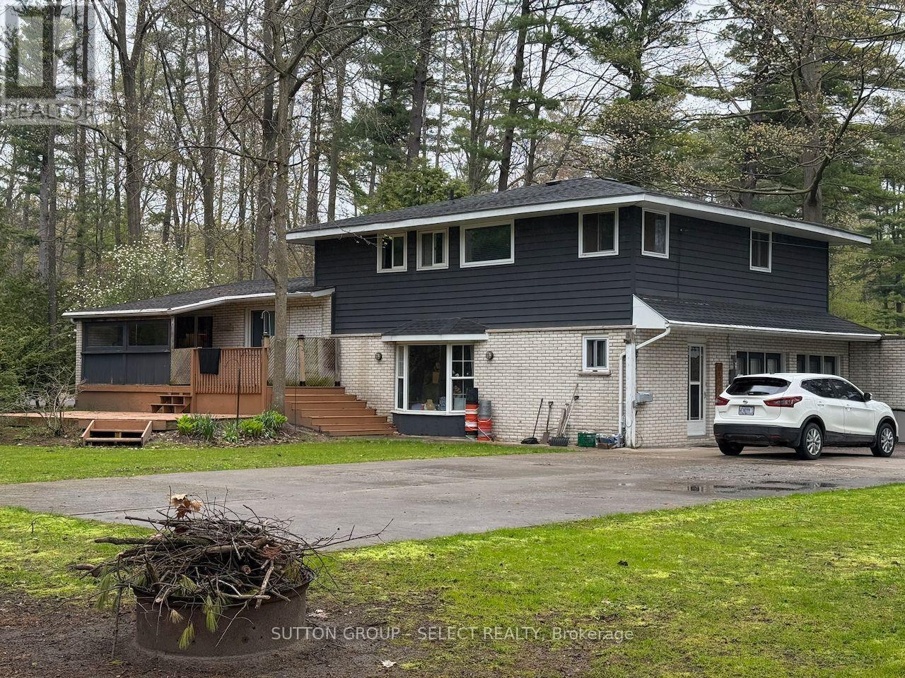 10103 Jane Street, Lambton Shores, Ontario  N0M 1T0 - Photo 6 - X13133832