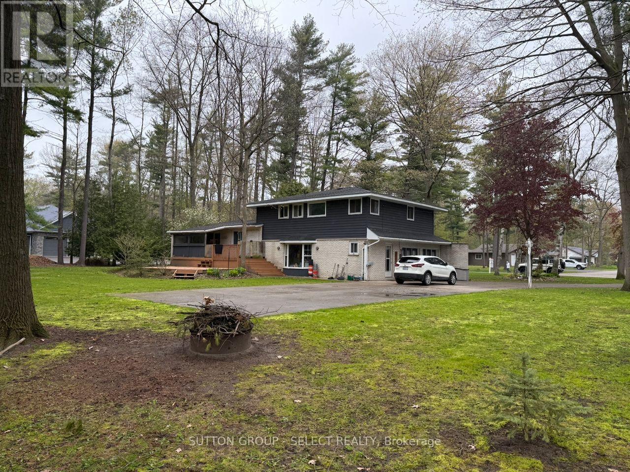 10103 Jane Street, Lambton Shores, Ontario  N0M 1T0 - Photo 7 - X13133832