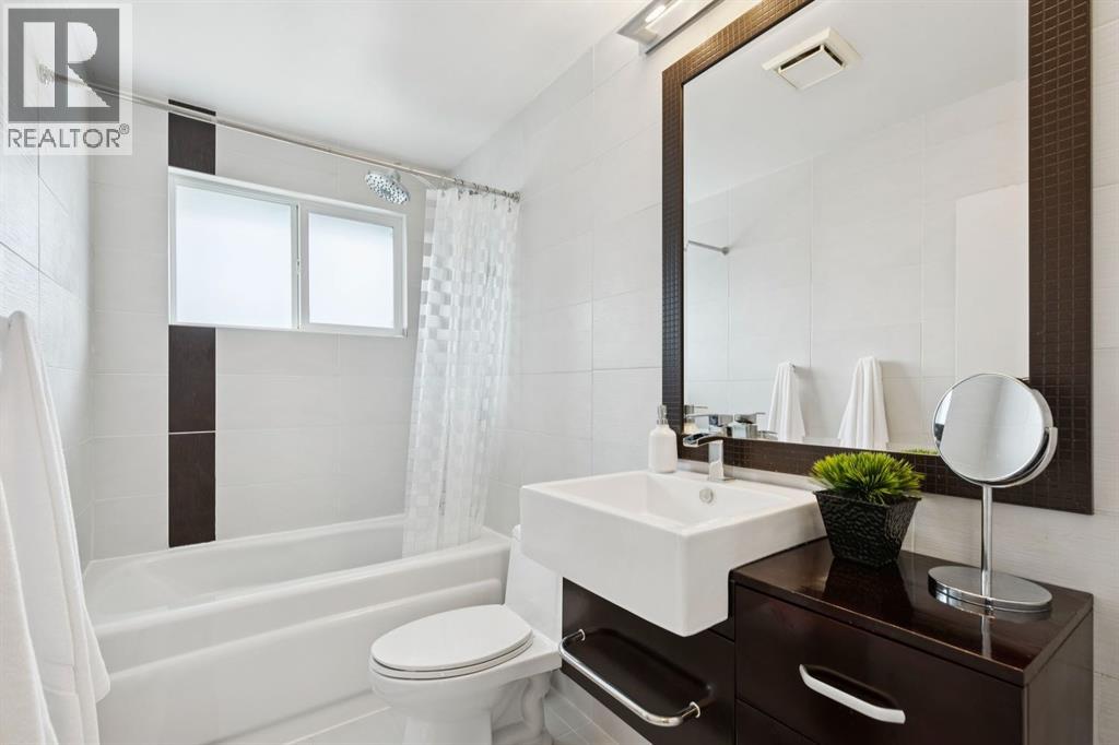 3215 Boulton Road NW, Calgary, Alberta  T2L 1M2 - Photo 21 - A2308281