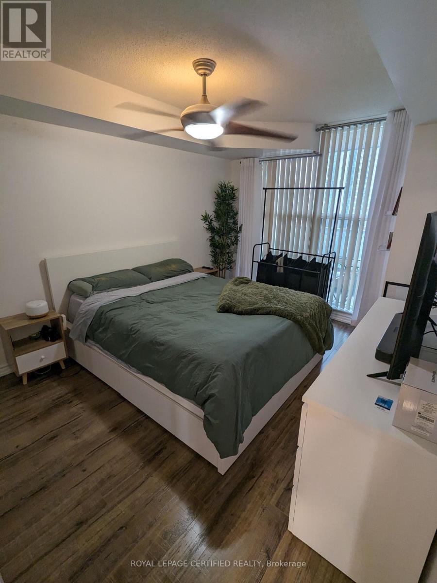 1410 - 1 Elm Drive W, Mississauga, Ontario  L5B 4M1 - Photo 12 - W13133366
