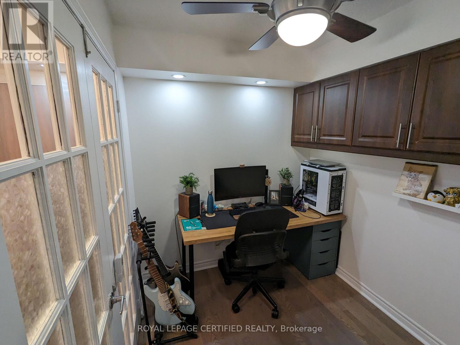 1410 - 1 Elm Drive W, Mississauga, Ontario  L5B 4M1 - Photo 4 - W13133366