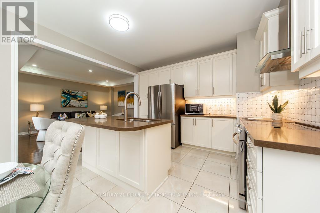 374 Begonia Gardens, Oakville, Ontario  L6M 4M2 - Photo 15 - W13133396
