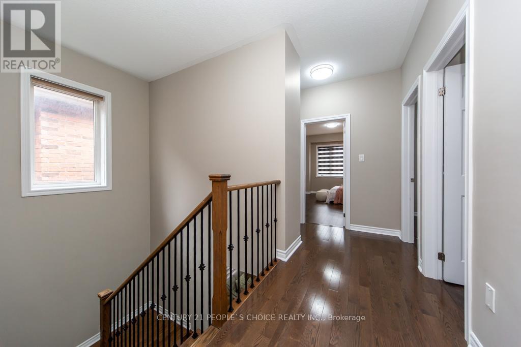 374 Begonia Gardens, Oakville, Ontario  L6M 4M2 - Photo 18 - W13133396