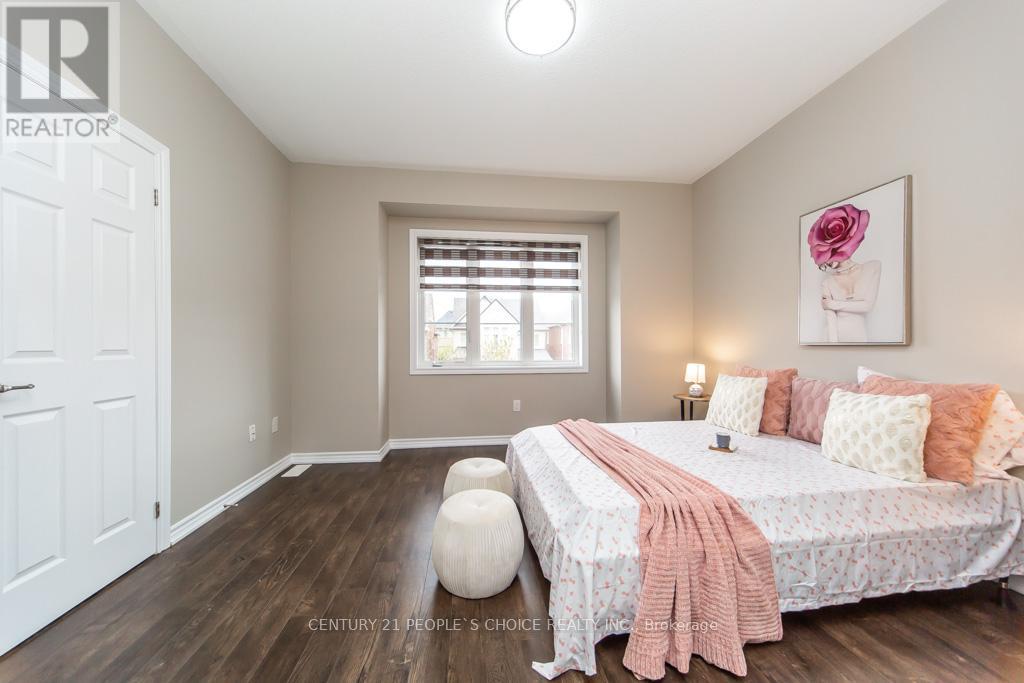 374 Begonia Gardens, Oakville, Ontario  L6M 4M2 - Photo 25 - W13133396