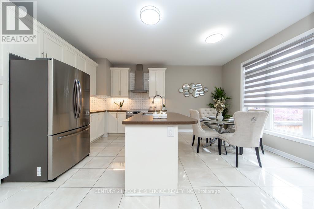 374 Begonia Gardens, Oakville, Ontario  L6M 4M2 - Photo 9 - W13133396