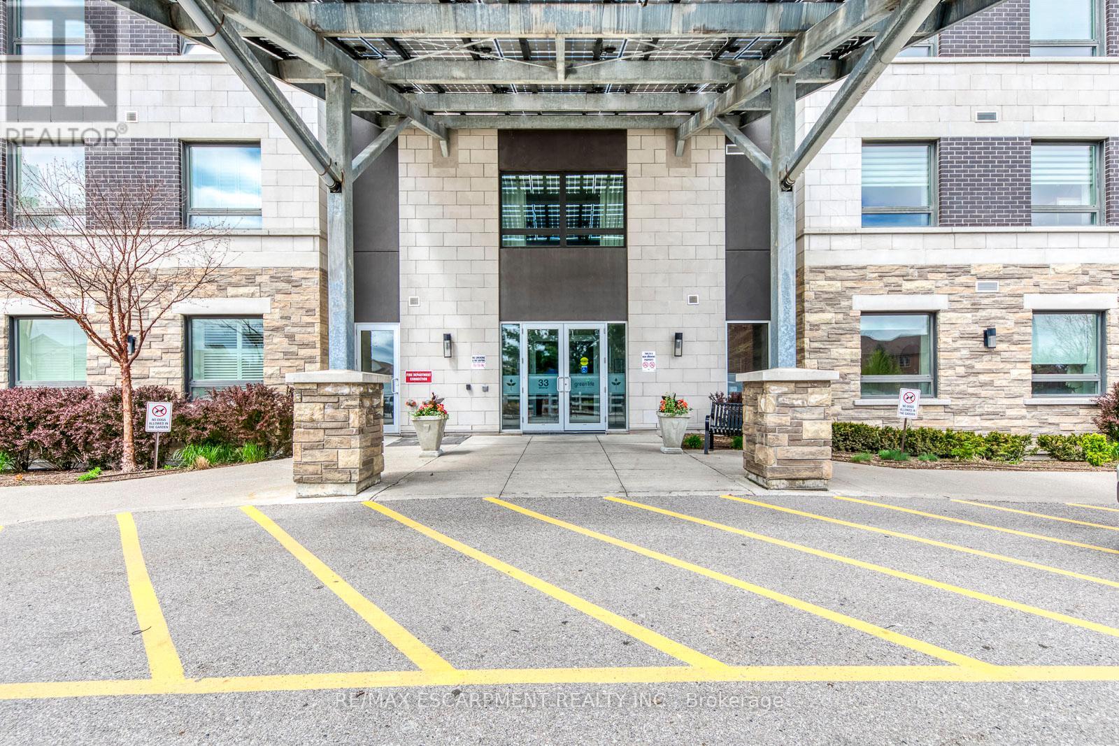 217 - 33 Whitmer Street, Milton, Ontario  L9T 8P9 - Photo 3 - W13133406
