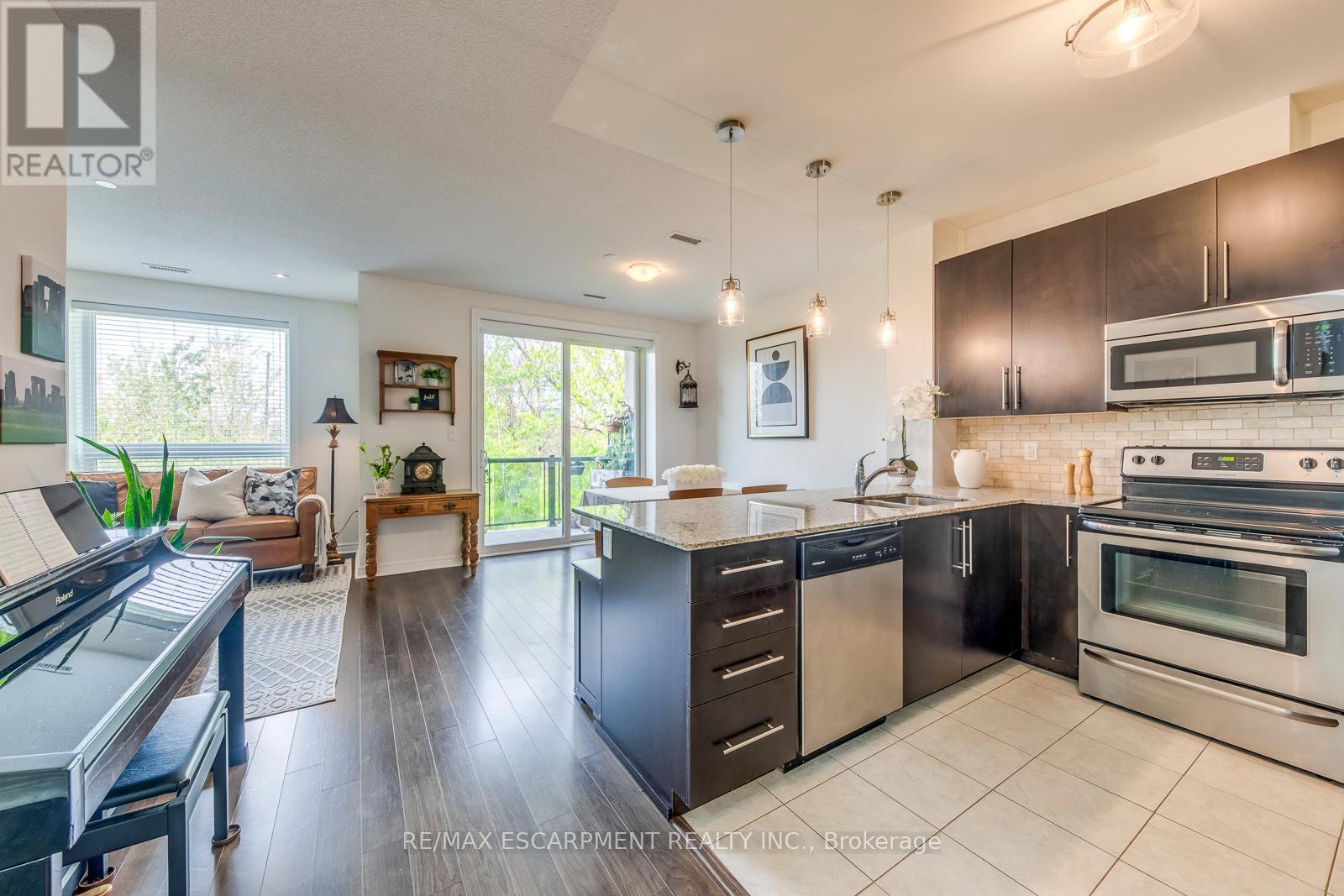 217 - 33 Whitmer Street, Milton, Ontario  L9T 8P9 - Photo 6 - W13133406
