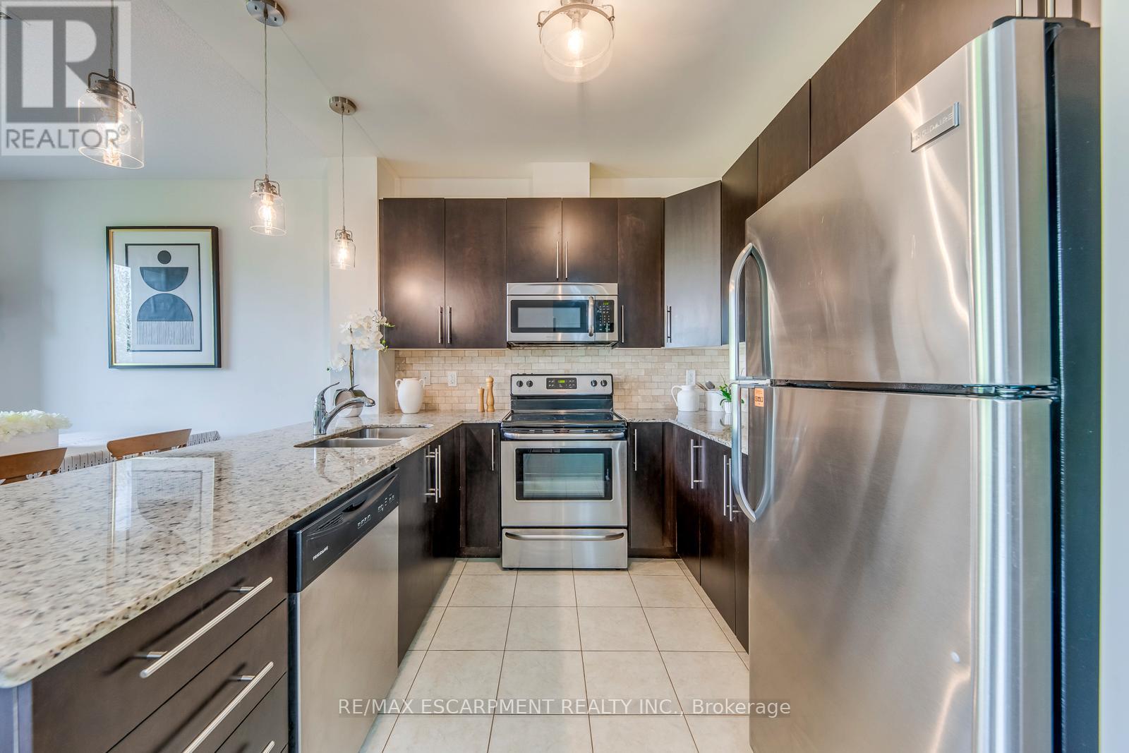 217 - 33 Whitmer Street, Milton, Ontario  L9T 8P9 - Photo 8 - W13133406